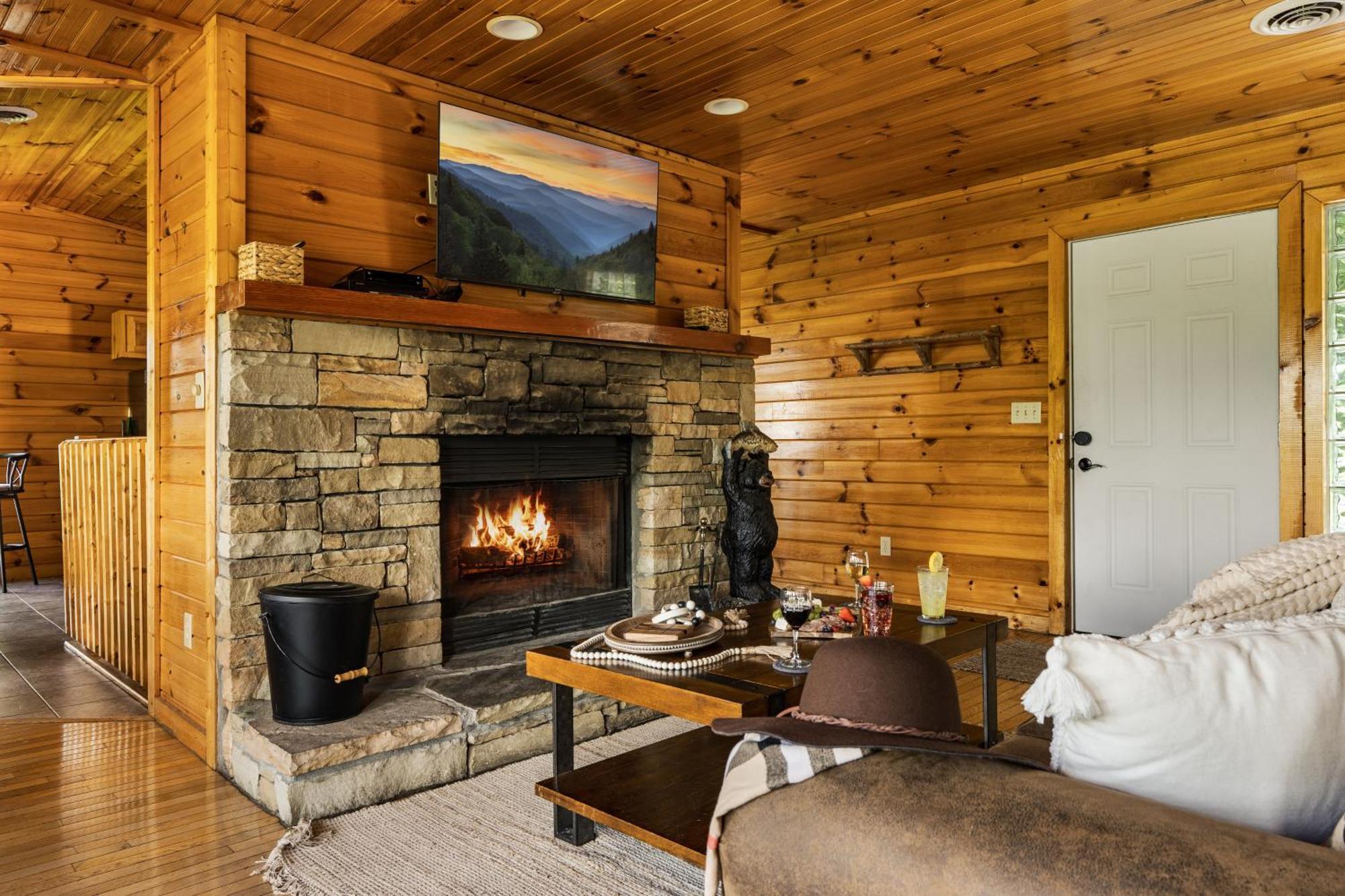 蓋特林堡Elevista - Quaint&Private-Views-Hottub-Pooltable-Bears-3 Clubhouse Pools别墅 外观 照片
