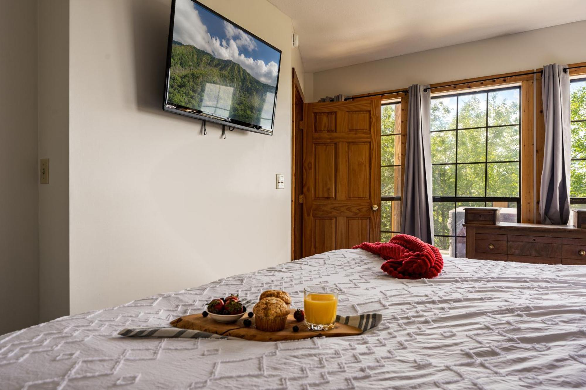 蓋特林堡Elevista - Quaint&Private-Views-Hottub-Pooltable-Bears-3 Clubhouse Pools别墅 外观 照片